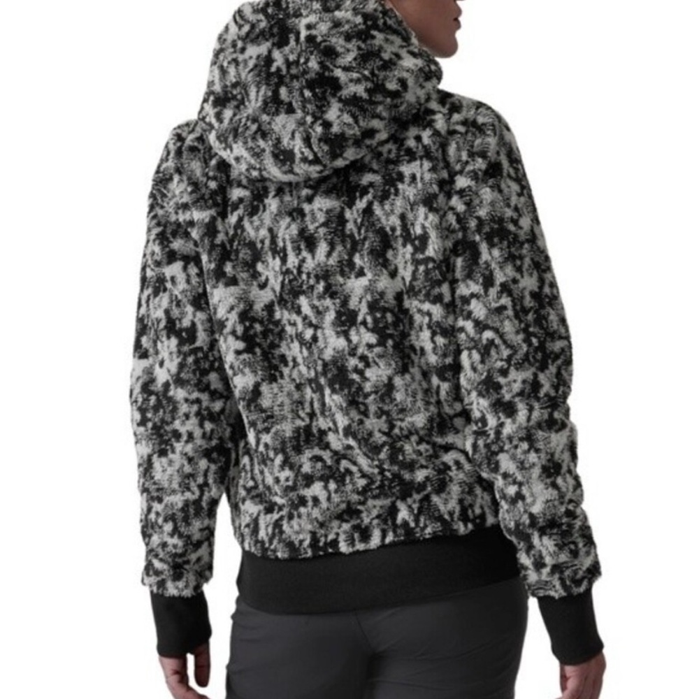 Athleta Tugga Teddy Sherpa Jacquard Hoodie Size Large - Picture 11 of 11